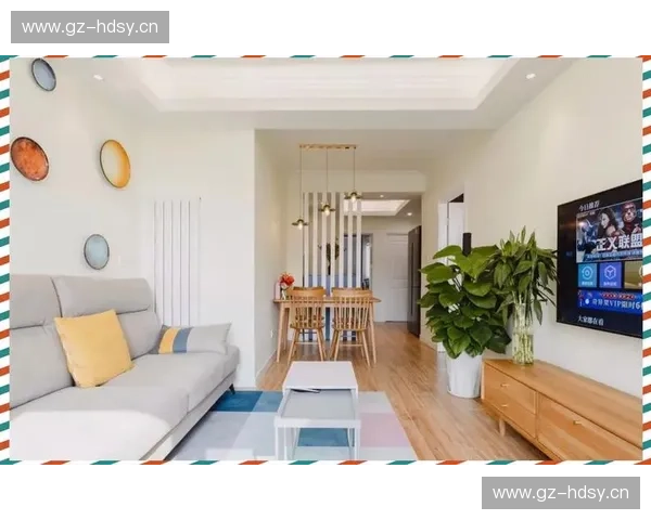 现代客厅隔断设计：巧妙利用空间布局提升居家舒适感与美观度